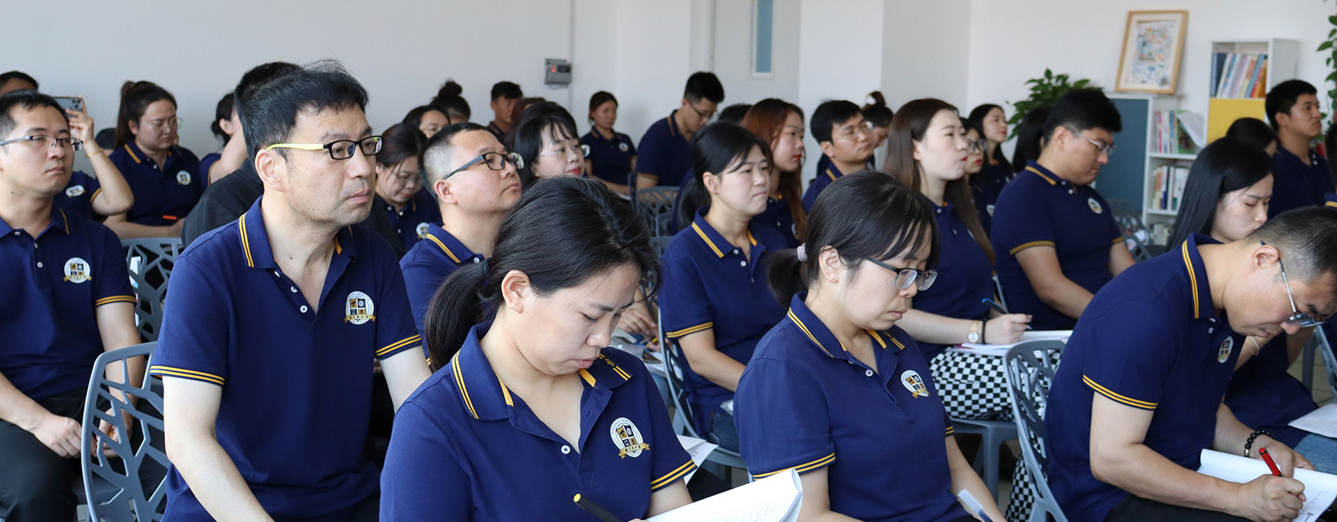 女人的鸡鸡免费看